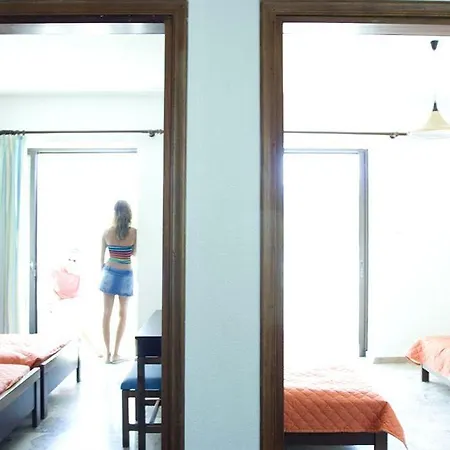 Esperides Aparthotel 2*