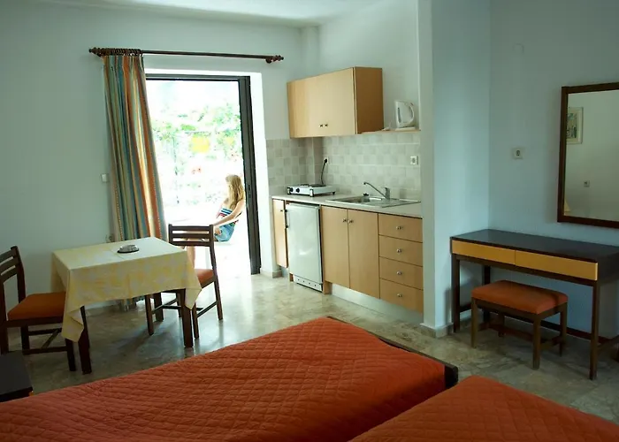 Hotel apartamentowy Esperides 2*