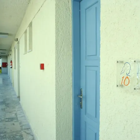 εσπερίδες Ξενοδοχείο με διαμερίσματα 2*